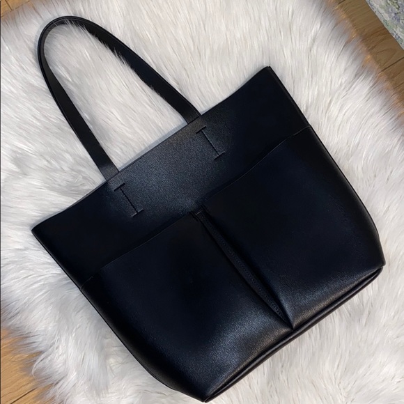 Tote - Picture 1 of 4